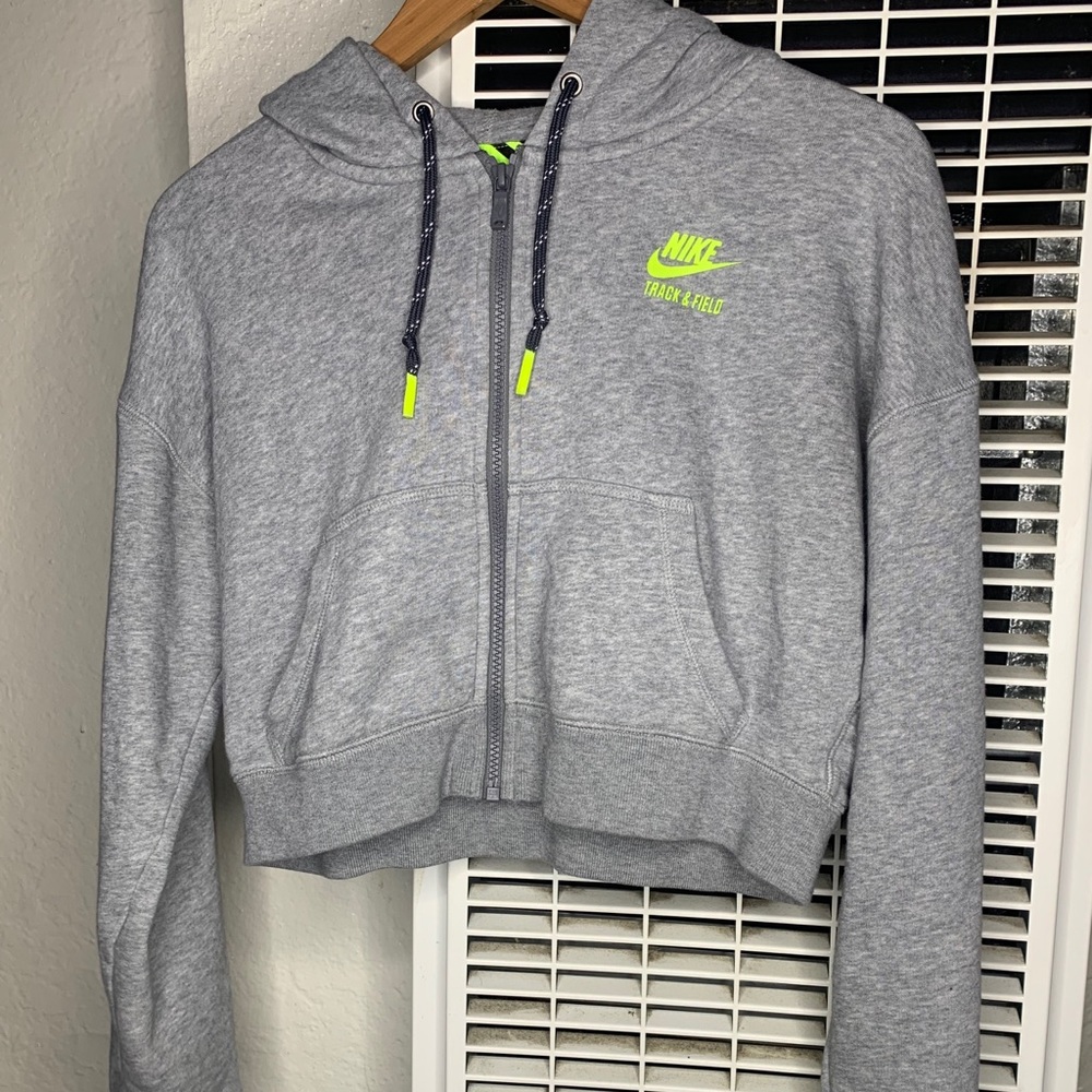 Nike Cropped Zip Up